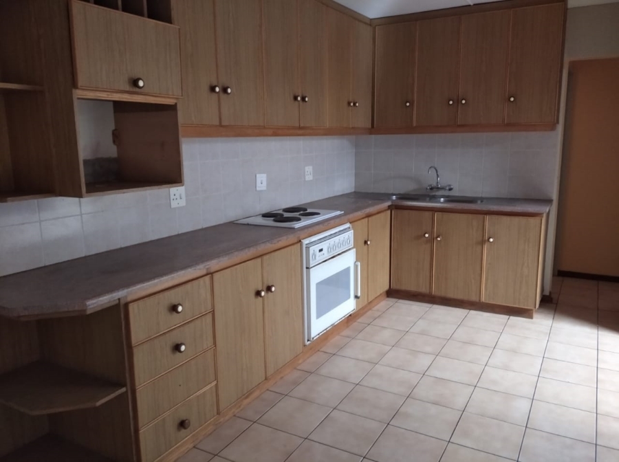 4 Bedroom Property for Sale in Quigney Eastern Cape
